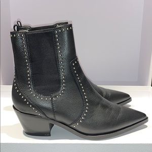 Paige Willa Boots